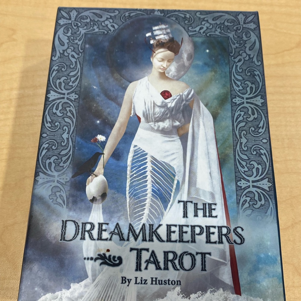 The Dreamkeepers Tarot Deck by Liz Huston US Games Systems
78 Cards Book